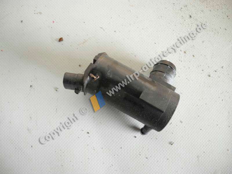 Mazda 6 Kombi Typ GY Bj. 2004 original Pumpe Waschanlage hinten Asmo 8603101970